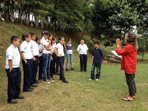 'Detectives de Aves' at the Linda Vista School. Photo by Jean Schroeder.