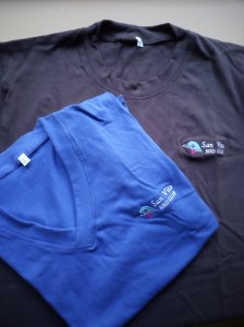 SVBC camisas nuevas; tomanos de hombres cafe y mujeres azul